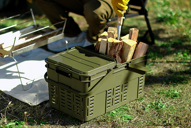 <br />
<b>Notice</b>: Undefined index: 2row-h4 in <b>/home/g7007007/html/wp/wp-content/themes/trunkcargo/single/series.php</b> on line <b>106</b><br />